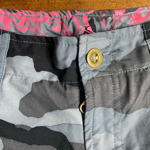 Nike FIT DRY Women’s GRAY and BLUE  Apparel cargo pants gold buttons & pink logo - Picture 2 of 10